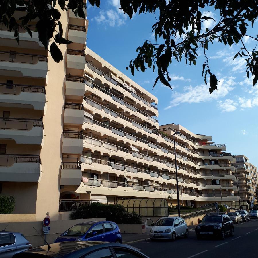 Acapulco Lägenhet Fréjus Exteriör bild